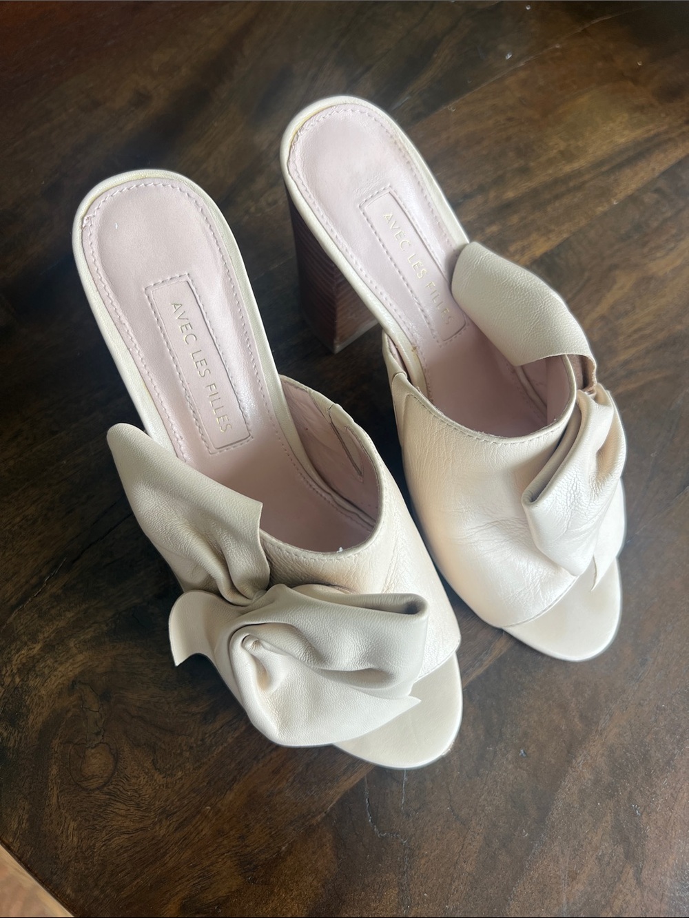 Avec Les Filles Cream Knotted Bow Block Heel Mules